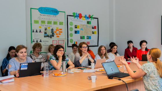 LIDER ÎN EDUCAȚIE. Despre inteligența grupului și puterea comunității pentru soluții sustenabile