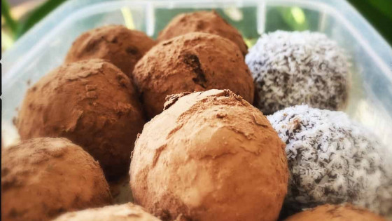 Choc Maca Bliss Balls