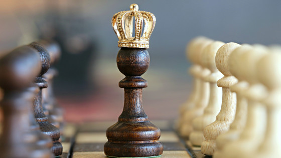 WHY INTROVERTS ARE DECISIVE LEADERS