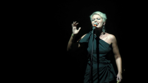 Mitä tehdä, kun laulaminen hengästyttää ja ääni loppuu kesken!?