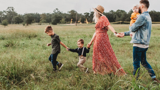 A Simple Loving Kindness Meditation to Lift Your Family Vibe