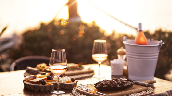 ¿Con qué se acompaña el vino Rosado Espumoso?