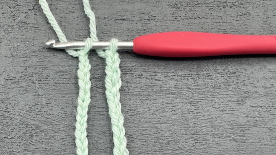 How to fix a tight foundation chain without going up a hook size