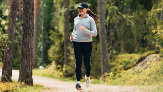 Juoksu synnytyksen jälkeen | Vältä lirahtelu ja muut ikävät oireet