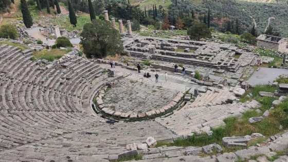 A busca constante do novo que nunca satisfaz