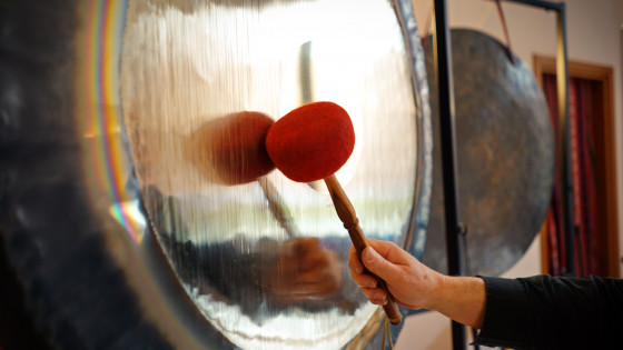 Vad är födelarna med gongbad, när och hur ofta ska jag gongbada?