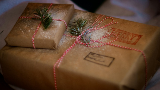 5 engaging ideas to send to your email list in December 